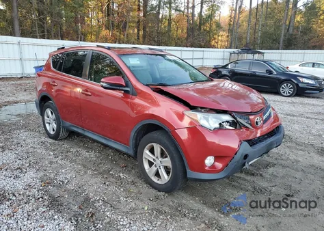 2014 Toyota Rav4 Xle z USA, uszkodzony, nr VIN JTMWFREV3EJ023727